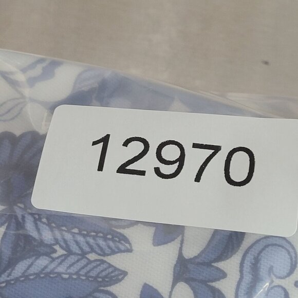 NWT St. Johns Bay Womens White Amanda Paisley Capri Pants Size 14 JCT - Picture 9 of 9